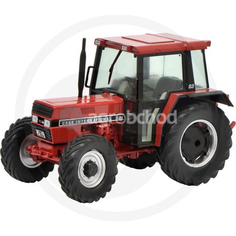 Traktor Case International 633